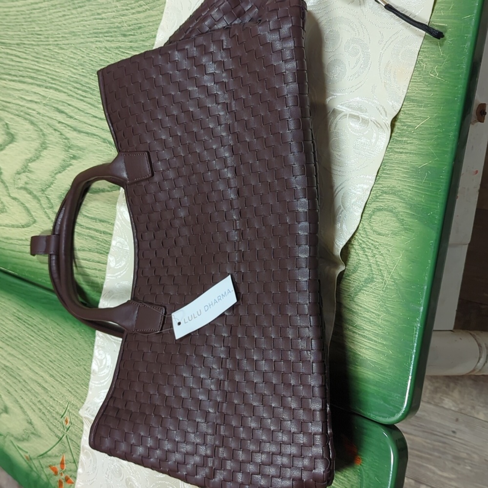LuLu Dharma Purse